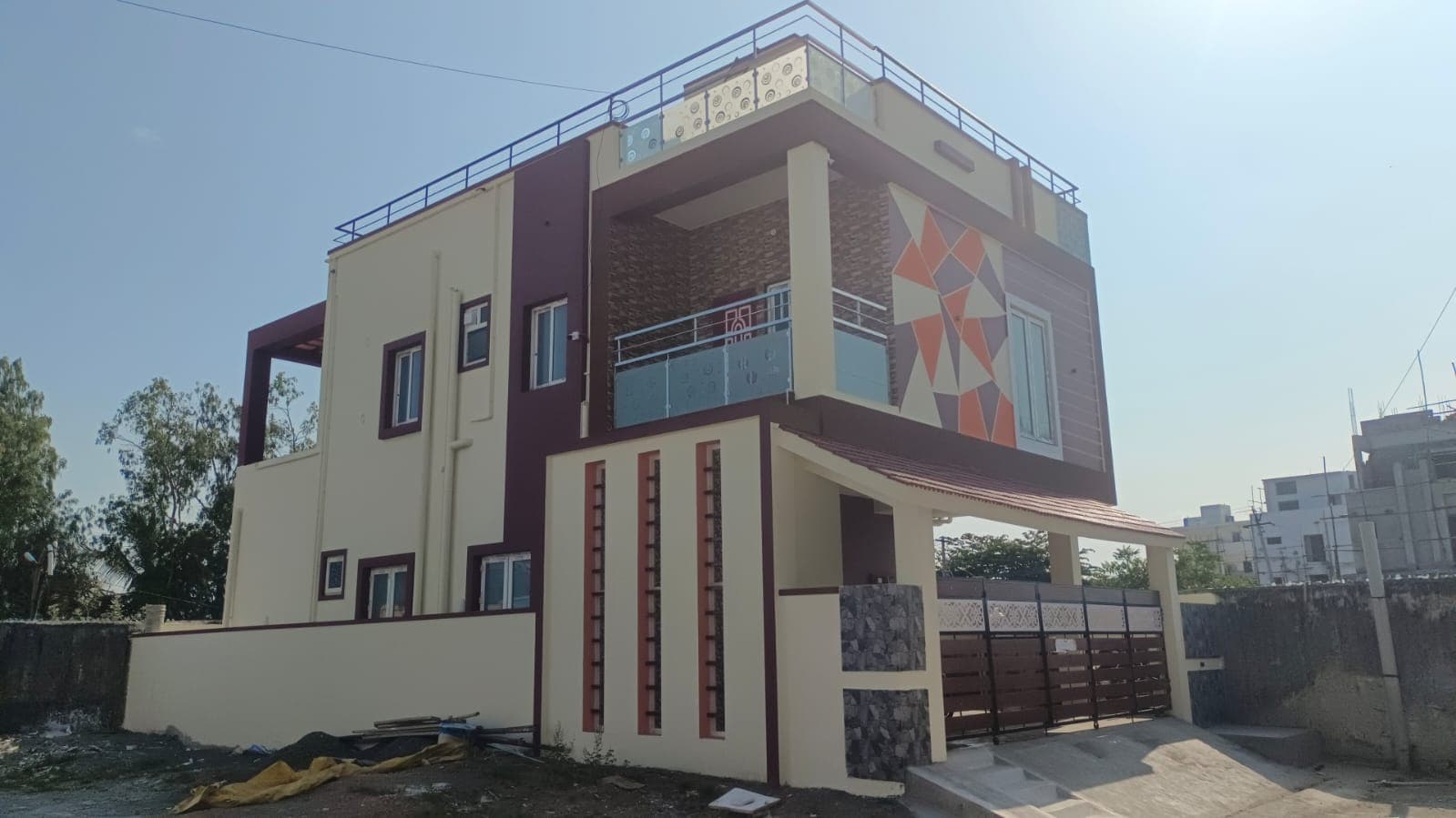 Urban Towers - Puzhuthivakkam